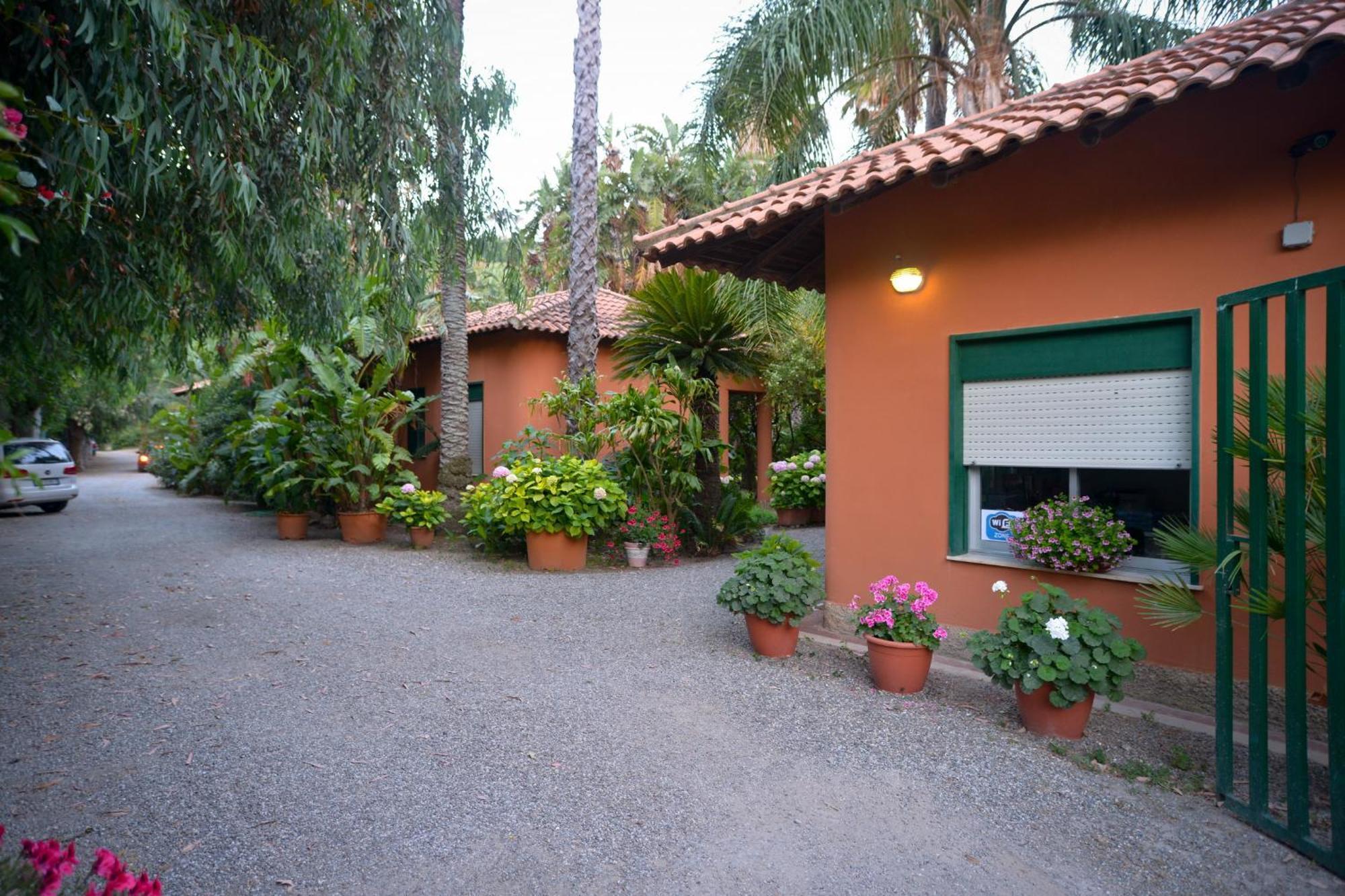 Le Palme Garden Villa San Giorgio  Buitenkant foto